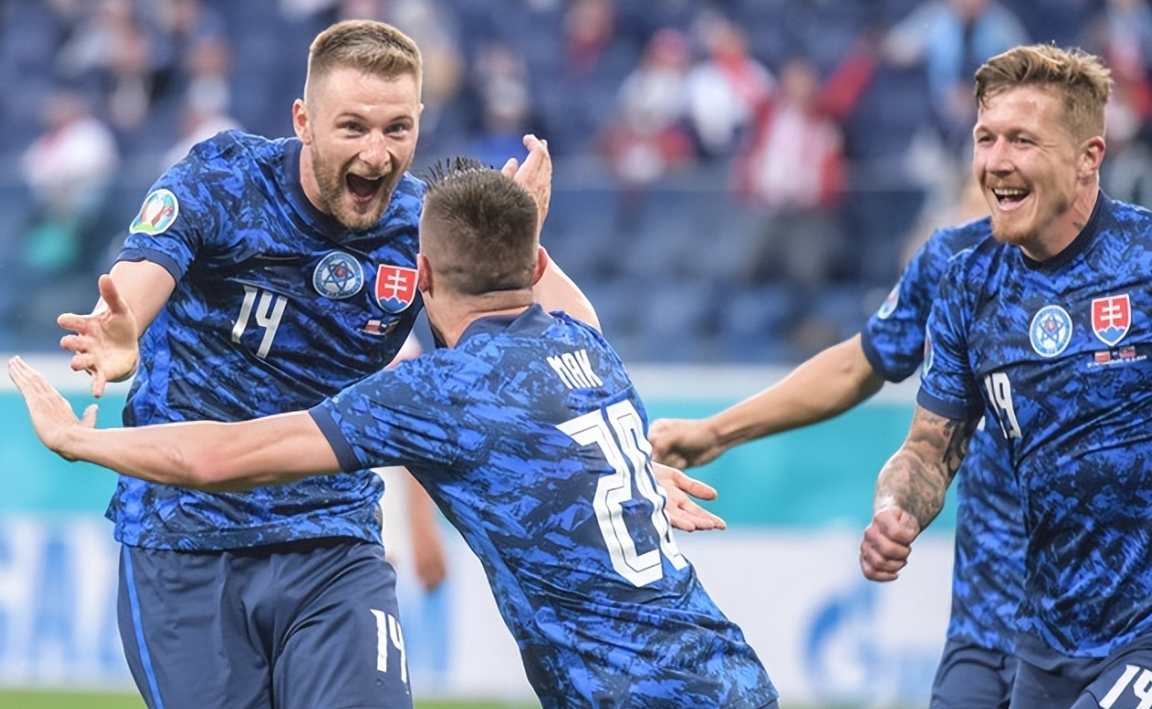 王者之争，乌克兰VS冰岛，欧洲杯预选附加赛决战一触即发！
