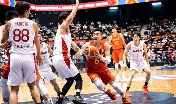 辽宁男篮3人入选男篮集训，中国男篮：亚洲篮球巨人